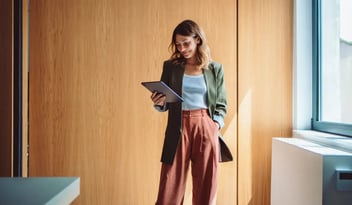 Säker kommunikation med anställda i stor skala med digitala arbetsflöden