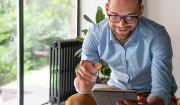 Effektivisera din datainsamling med hjälp av automatiserade formulär
