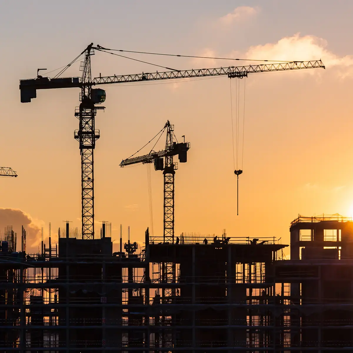 construction-site-cranes