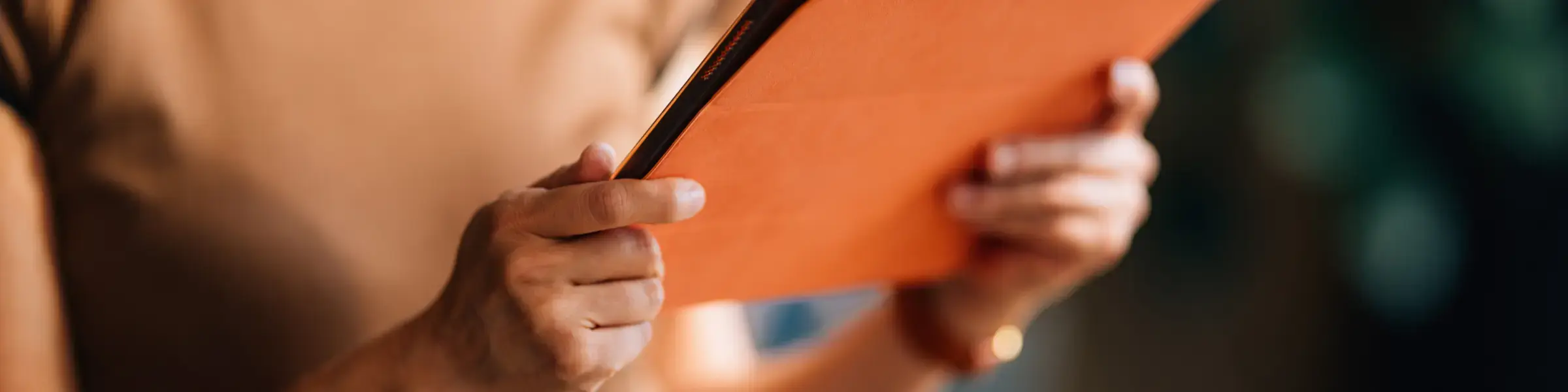 orange-tablet-2400x600-01